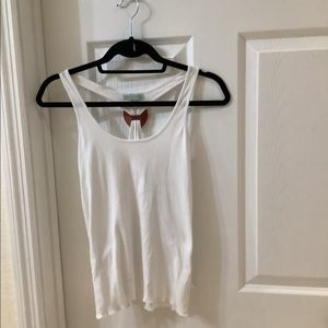 FAMOUS JAZMIN CHEBAR WHITE TOP